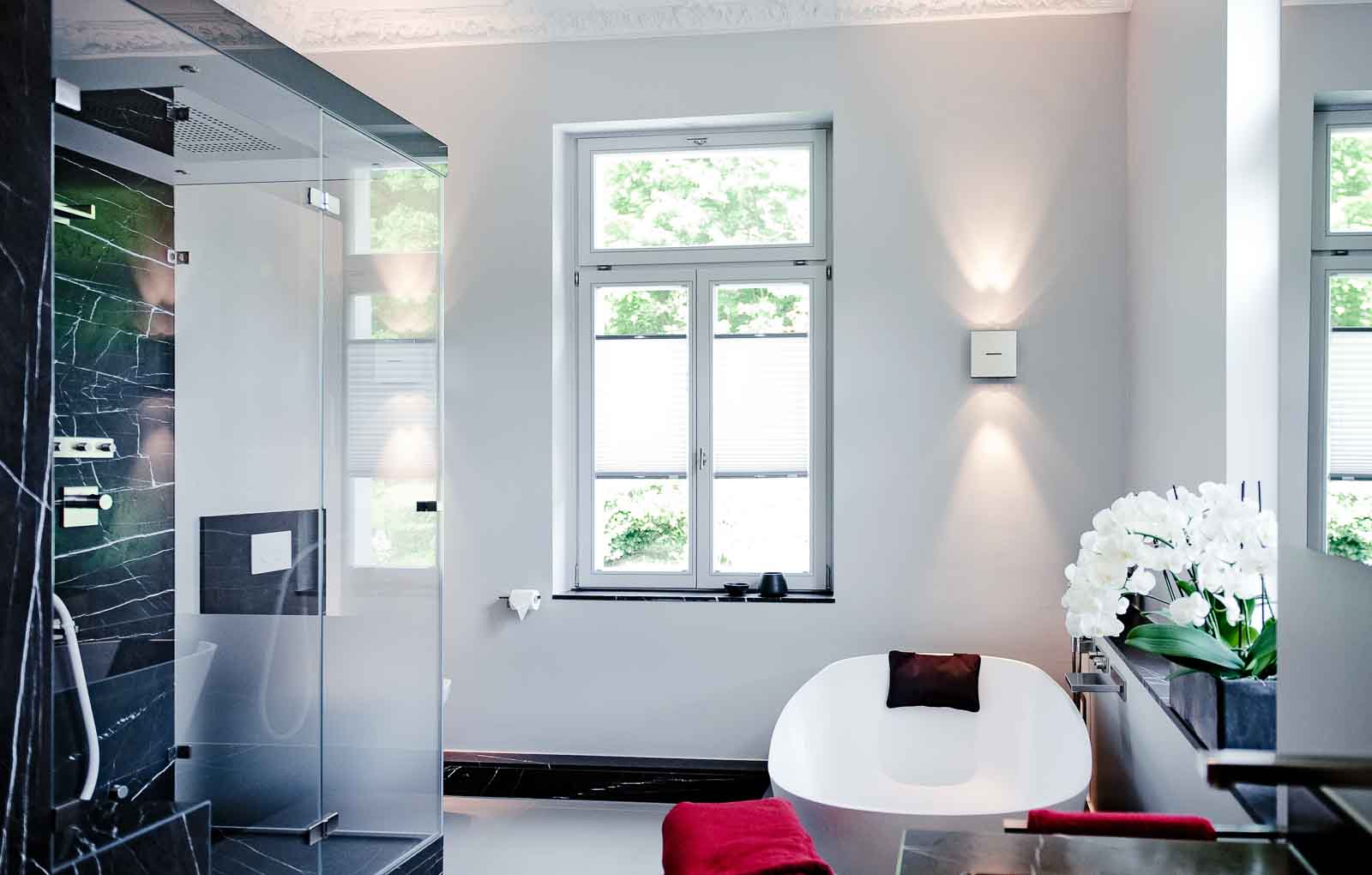 Dampfdusche im privaten Spa | Individuelles Baddesign